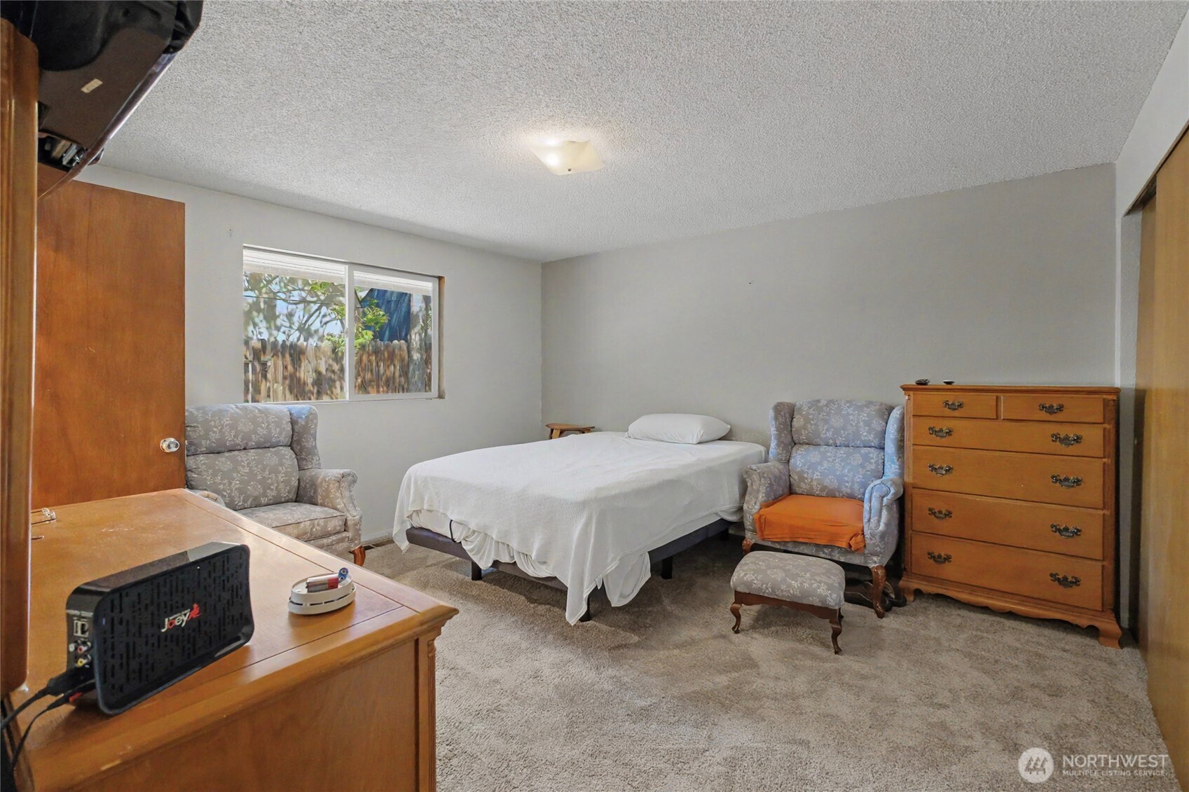 1121 Jean St SE