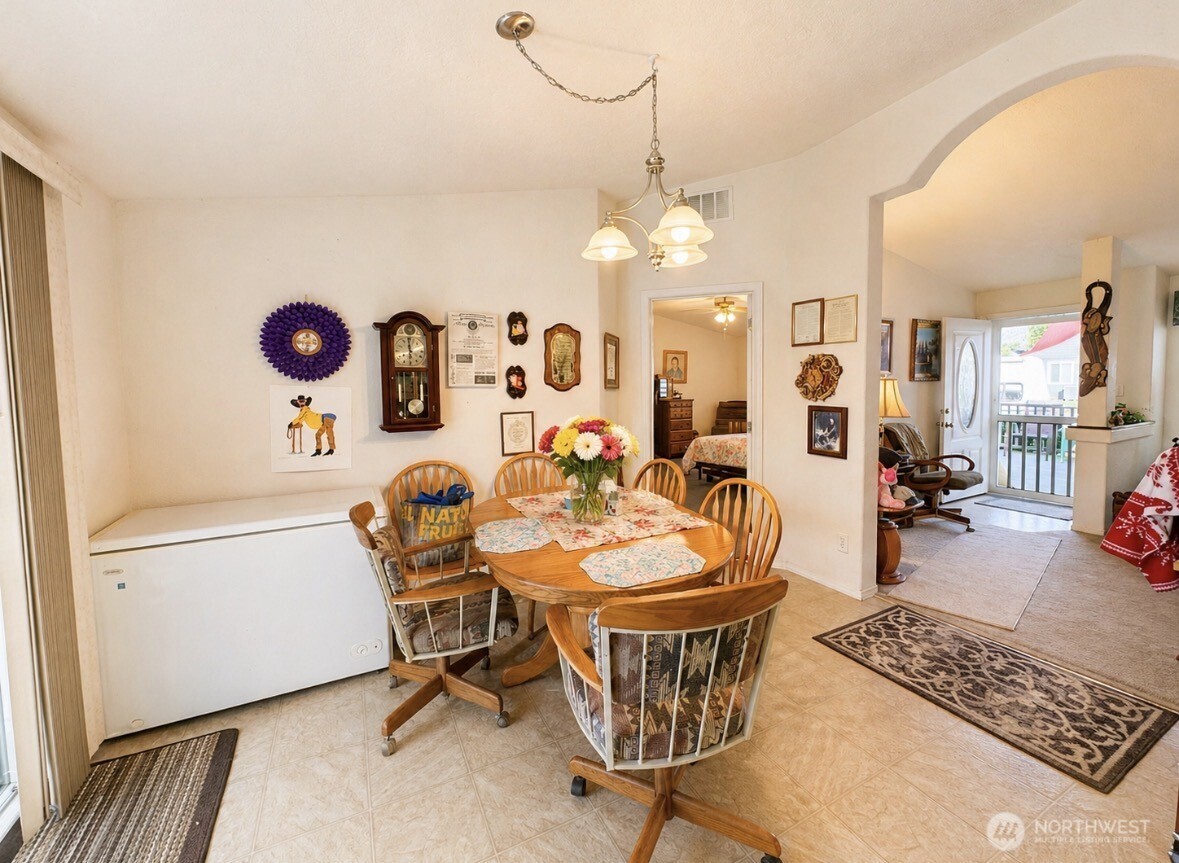 1408 Elm Street