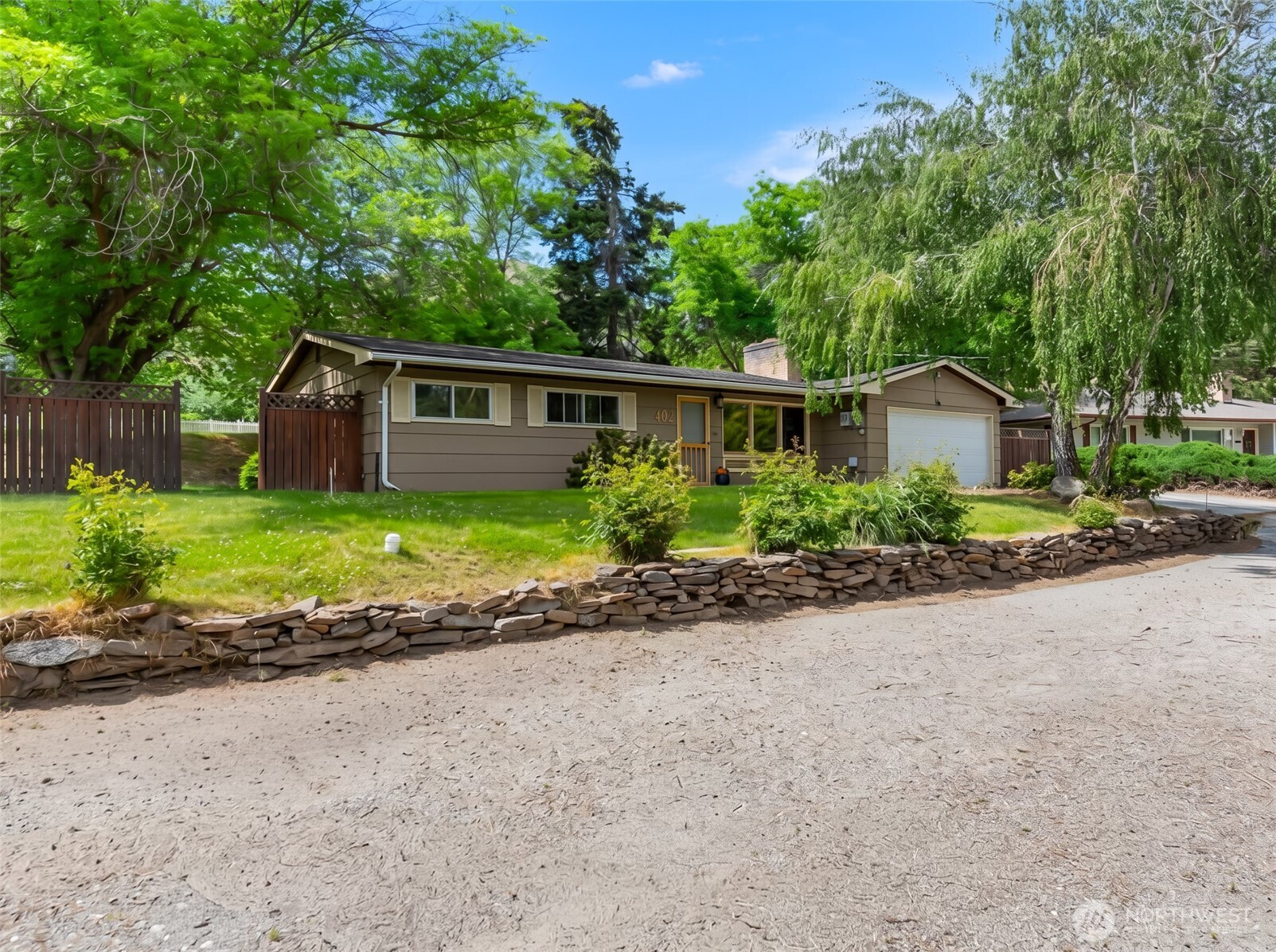 402 Shady Lane