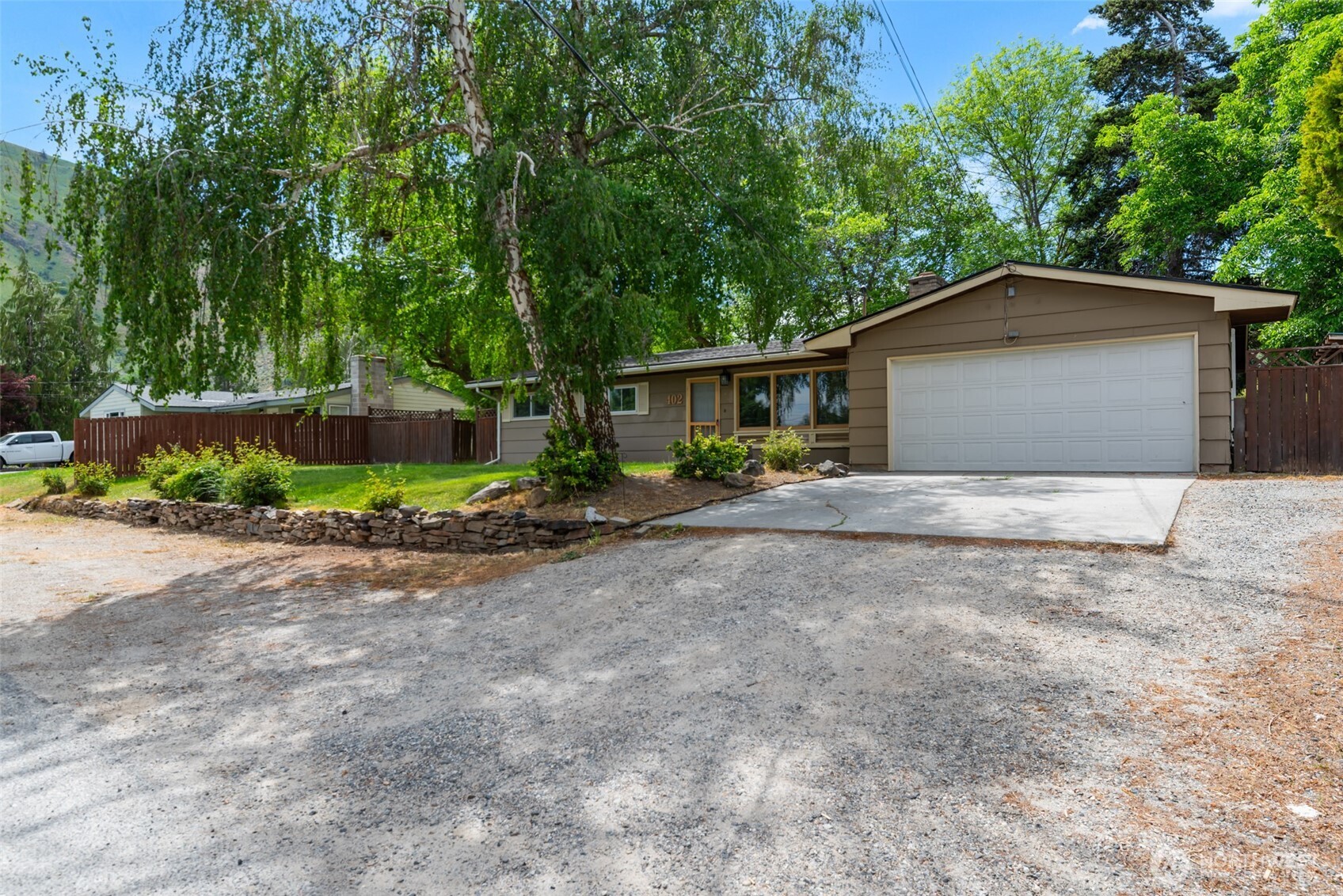 402 Shady Lane