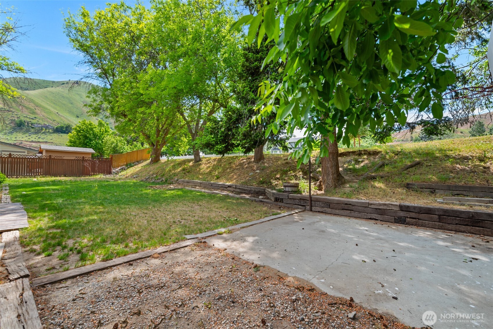 402 Shady Lane