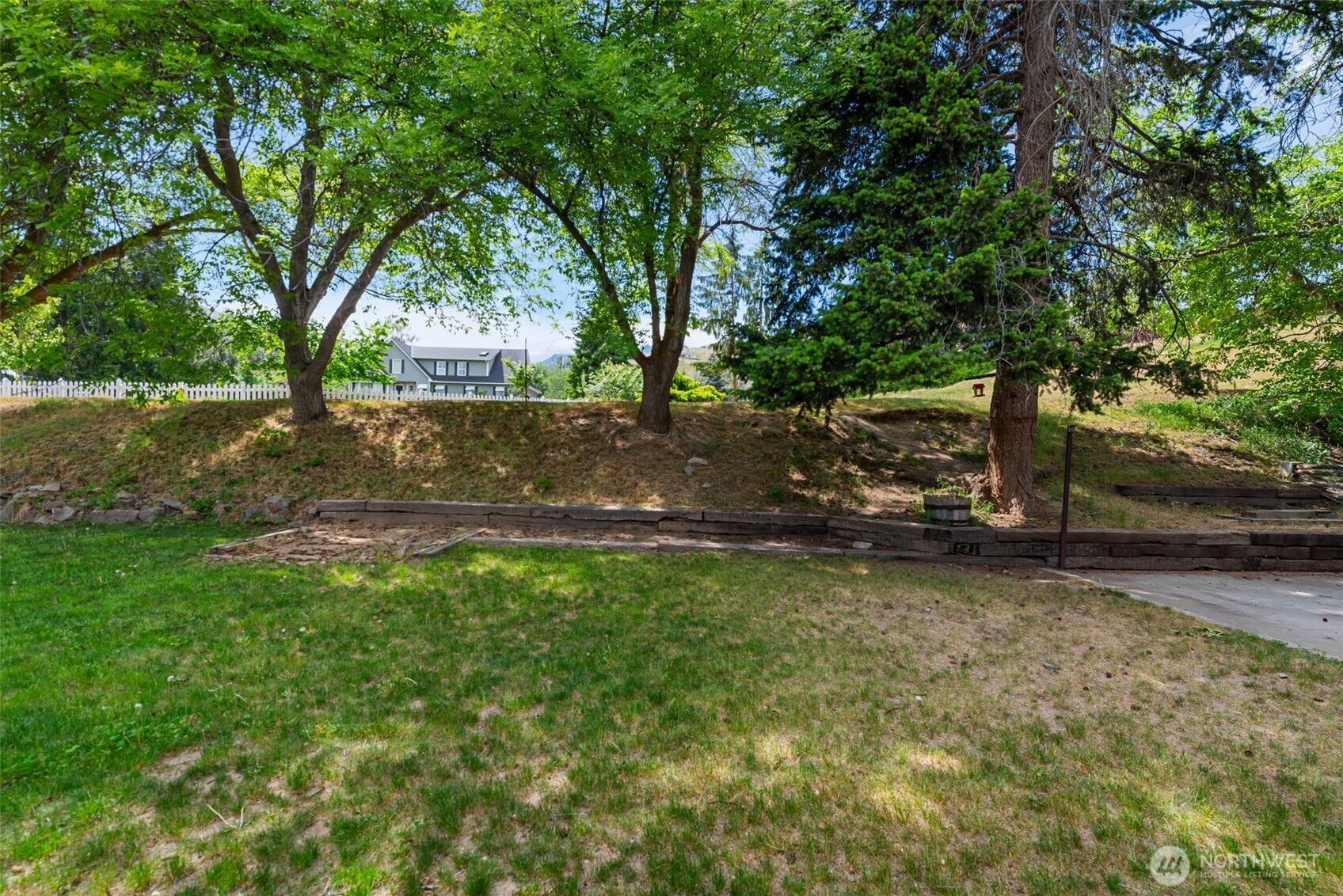 402 Shady Lane