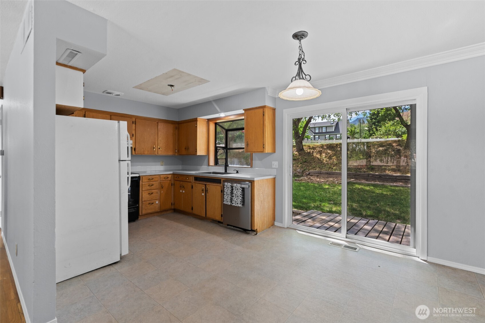 402 Shady Lane