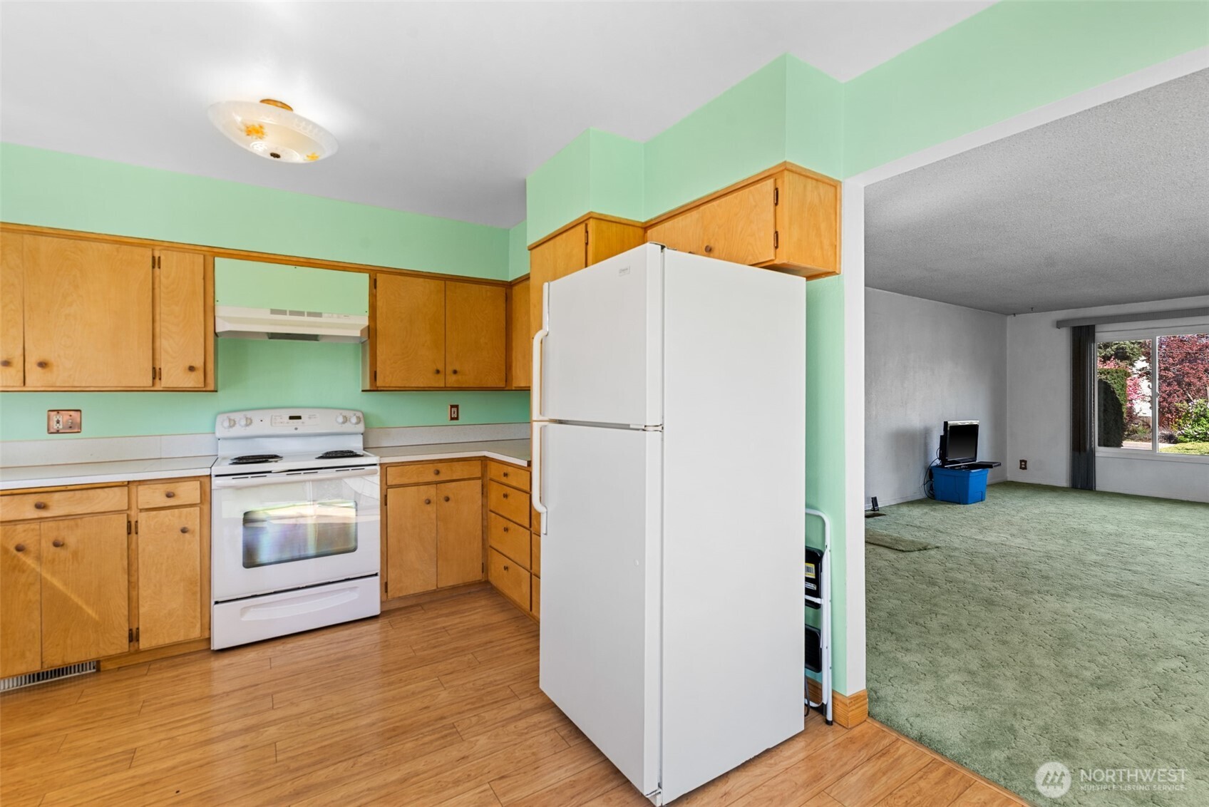1427 2nd Street
