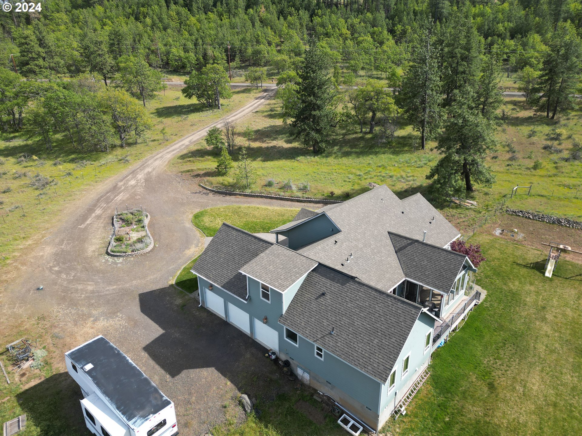 505 Woodland RD