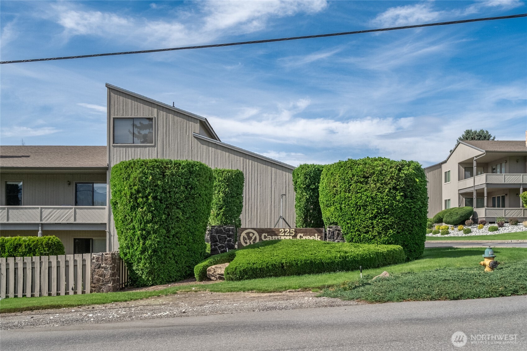 225 NE 19th Street Unit: 31