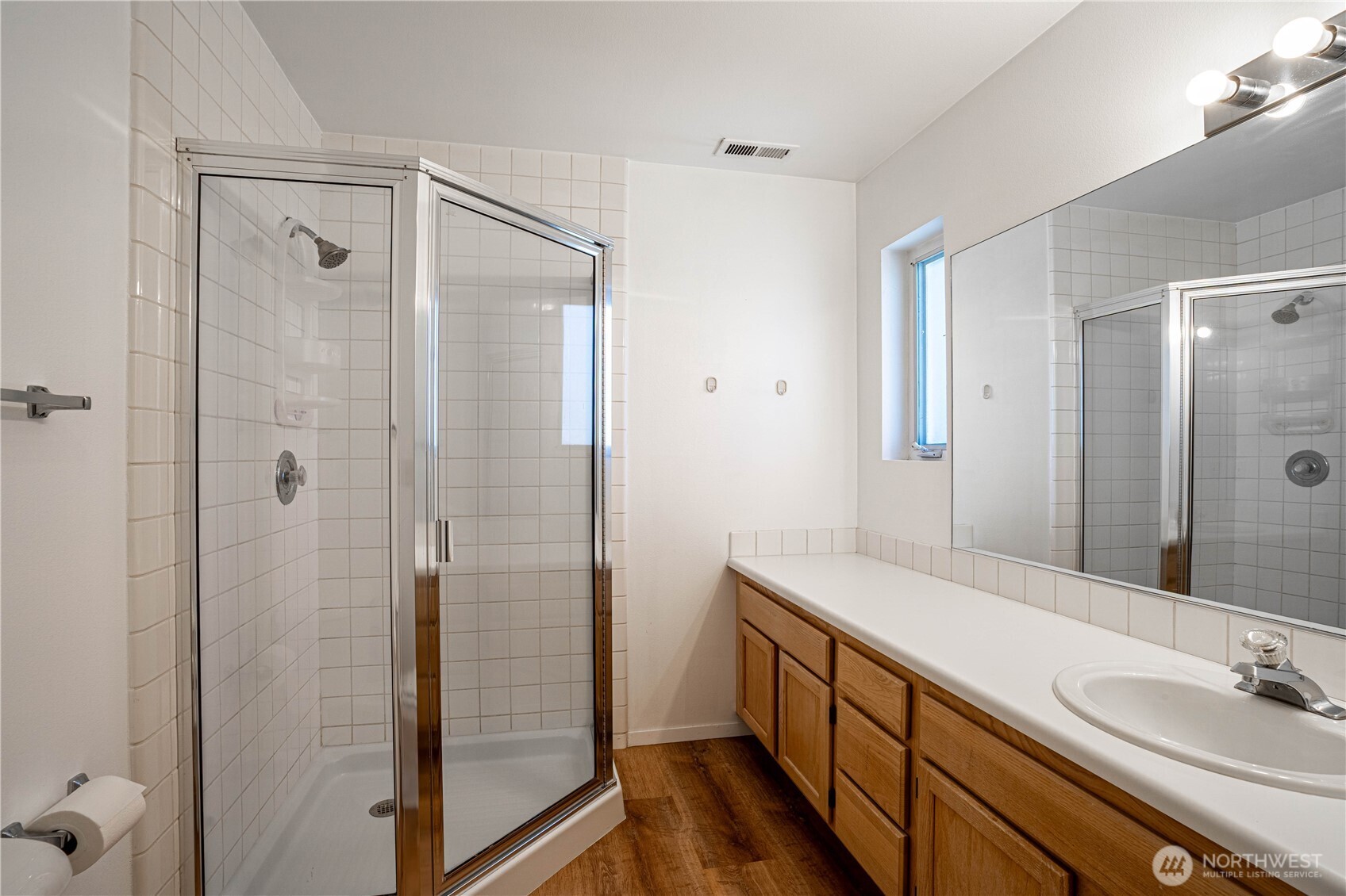 433 W Webster