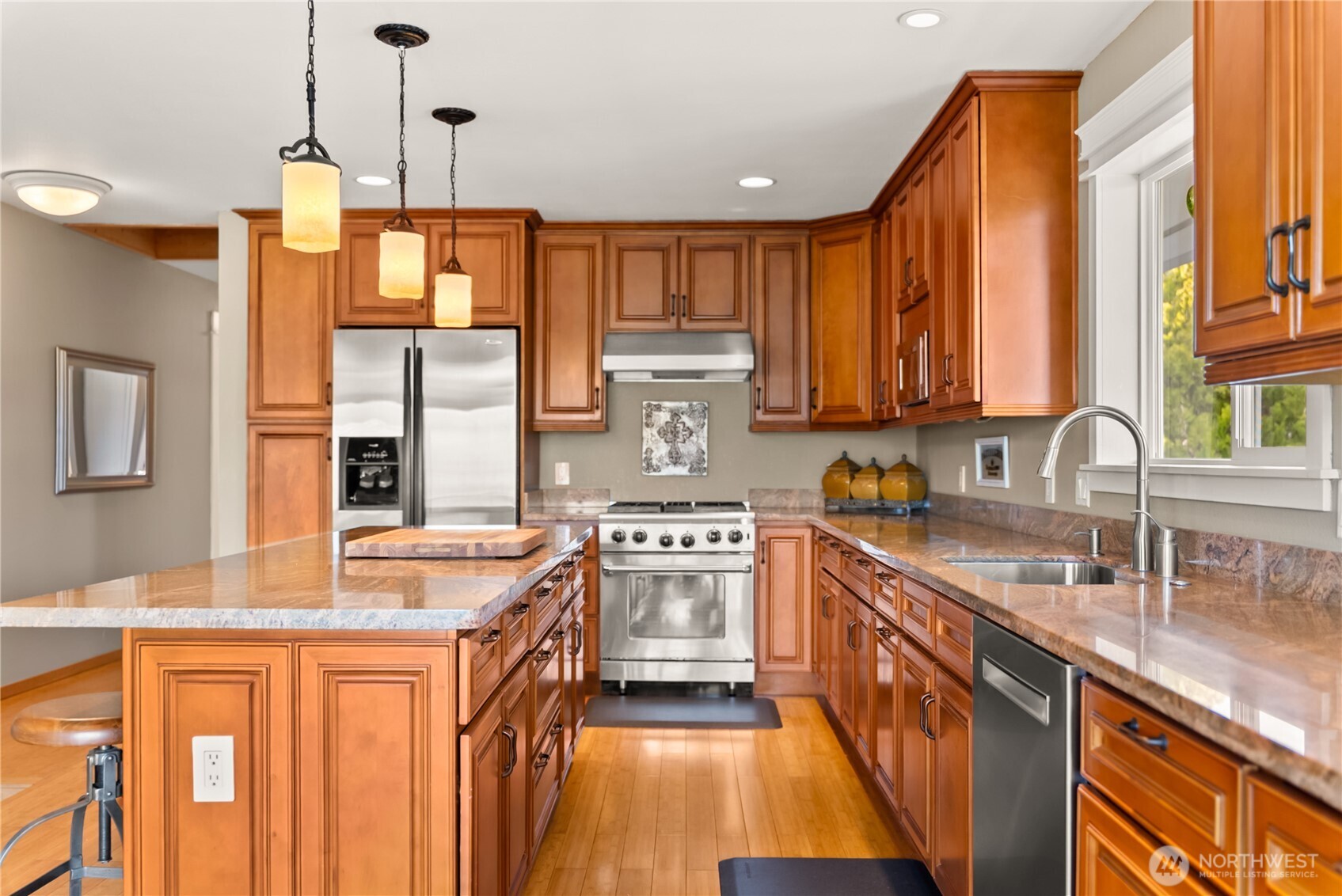 86 Mountain View Dr
