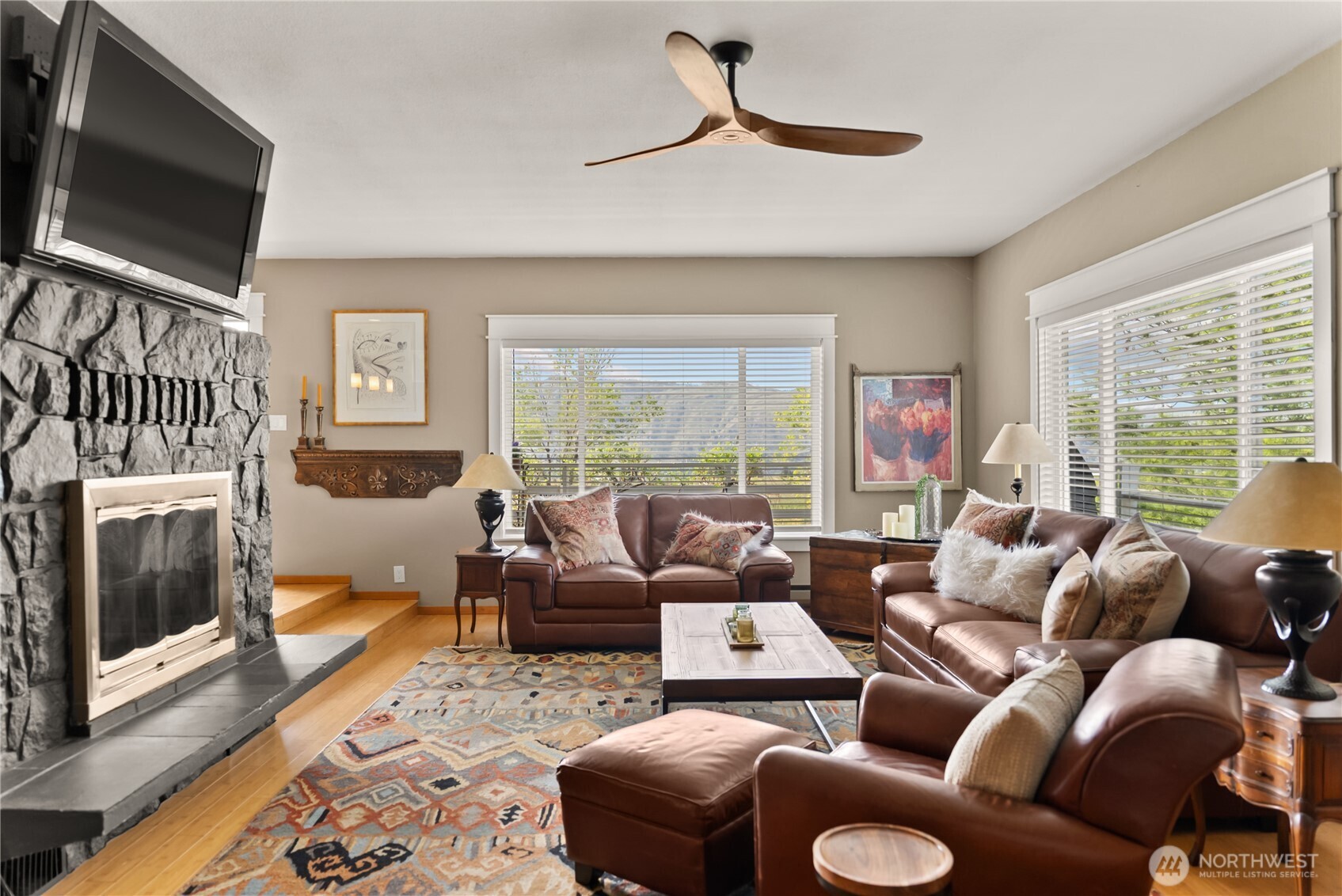 86 Mountain View Dr