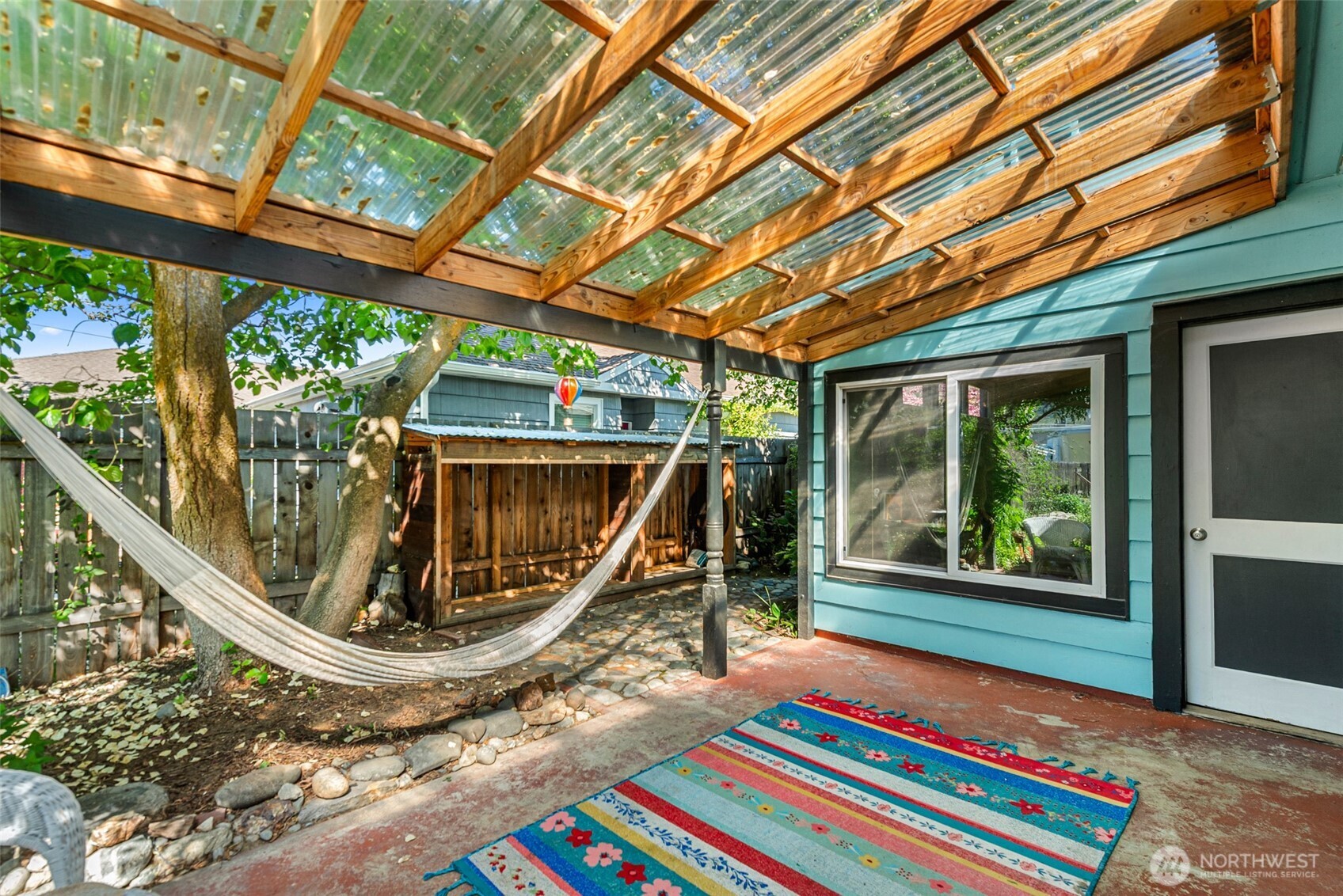 229 W Allen Avenue