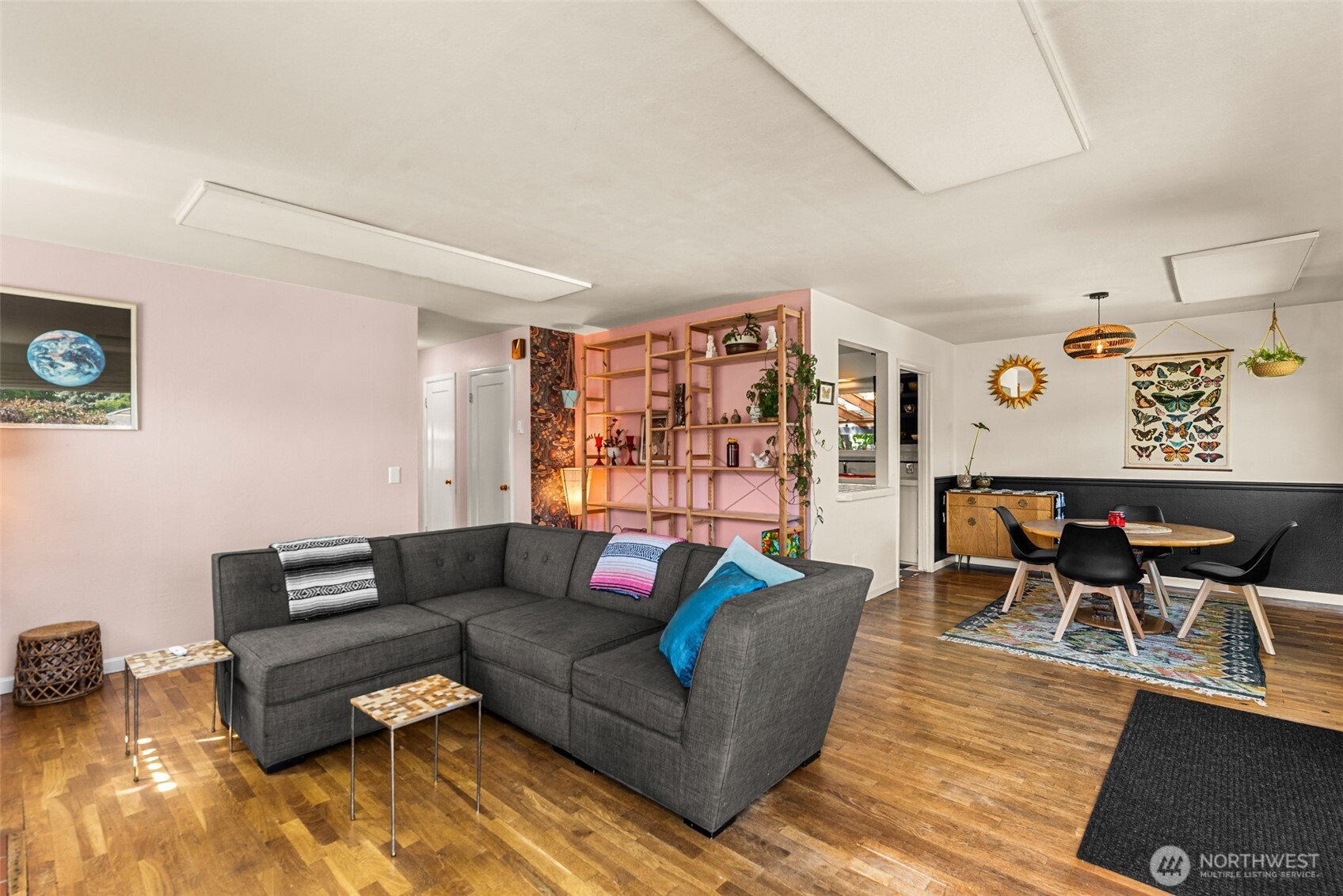 229 W Allen Avenue
