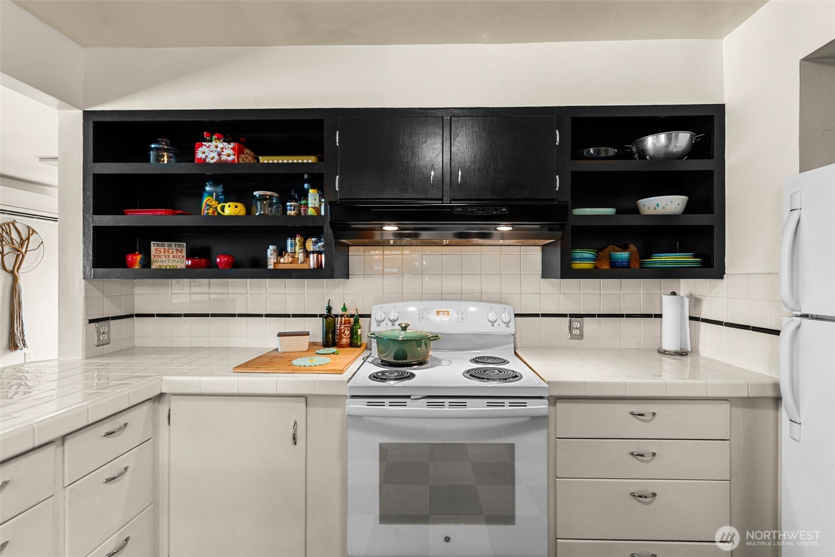 229 W Allen Avenue