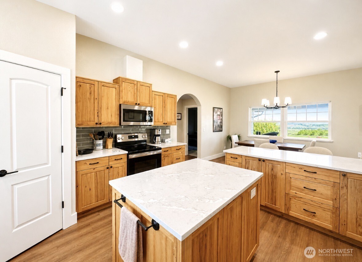 22 Rooster Flats Road