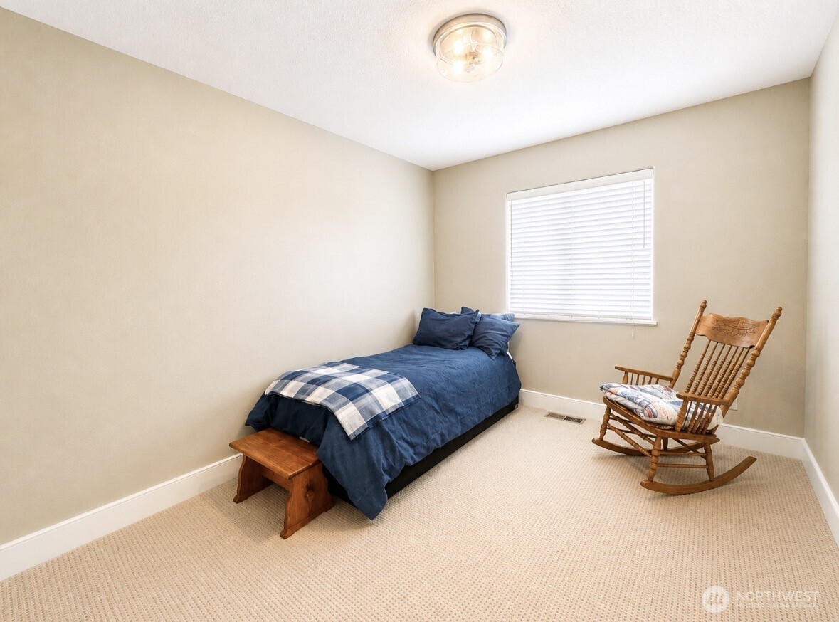 22 Rooster Flats Road