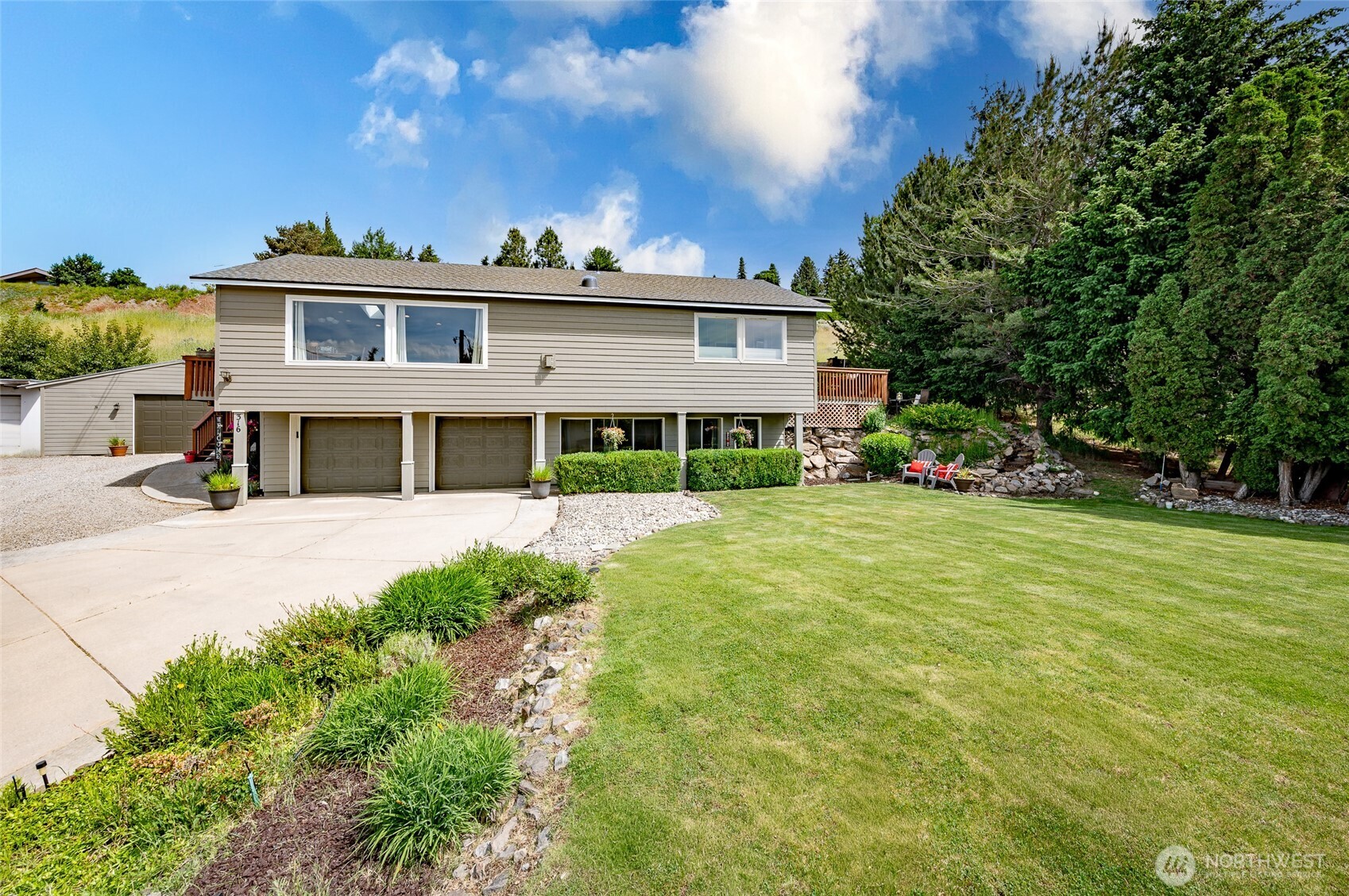 316 Easy Street
