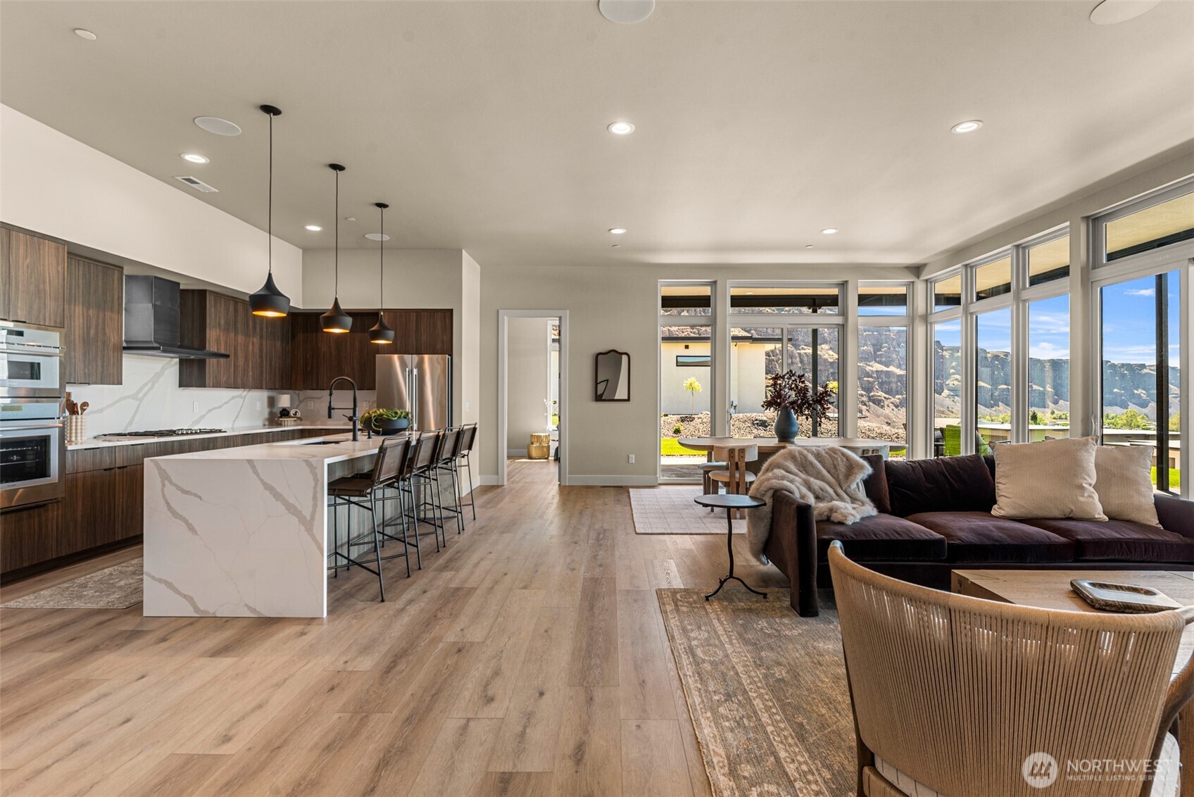 23413 NW Cliff View Drive