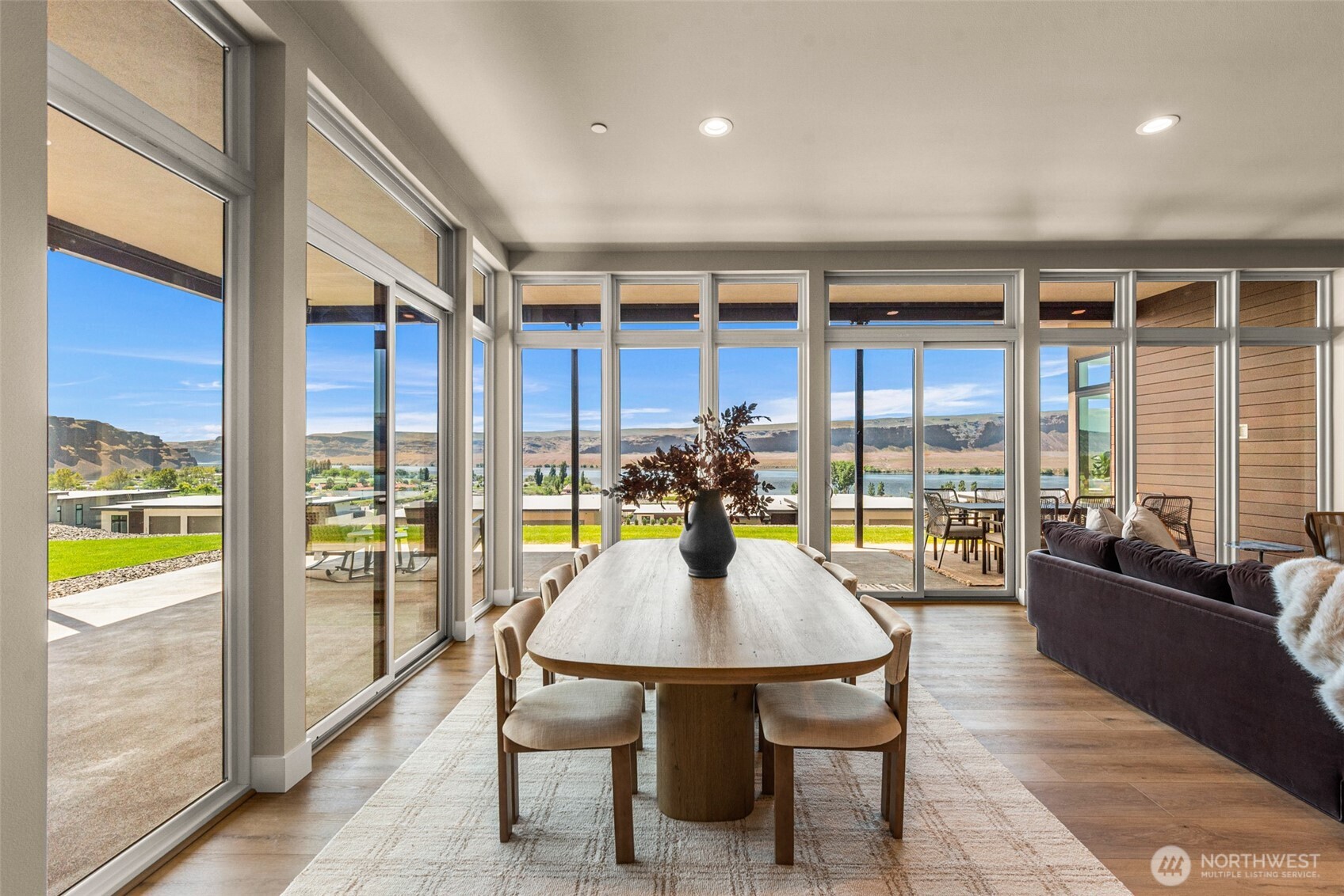 23413 NW Cliff View Drive