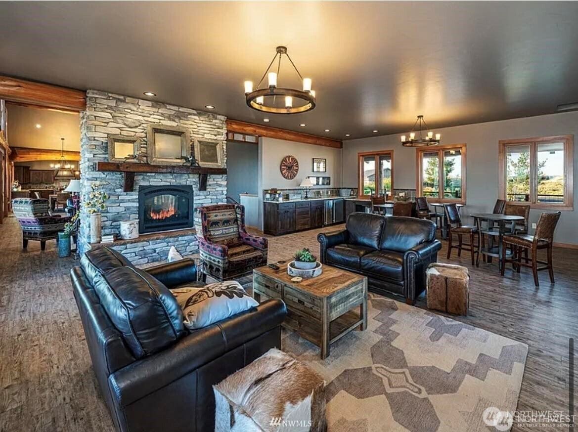 13 Little Spur Lane