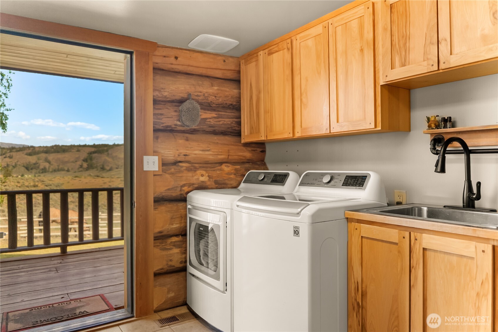 112 Pine Creek Road