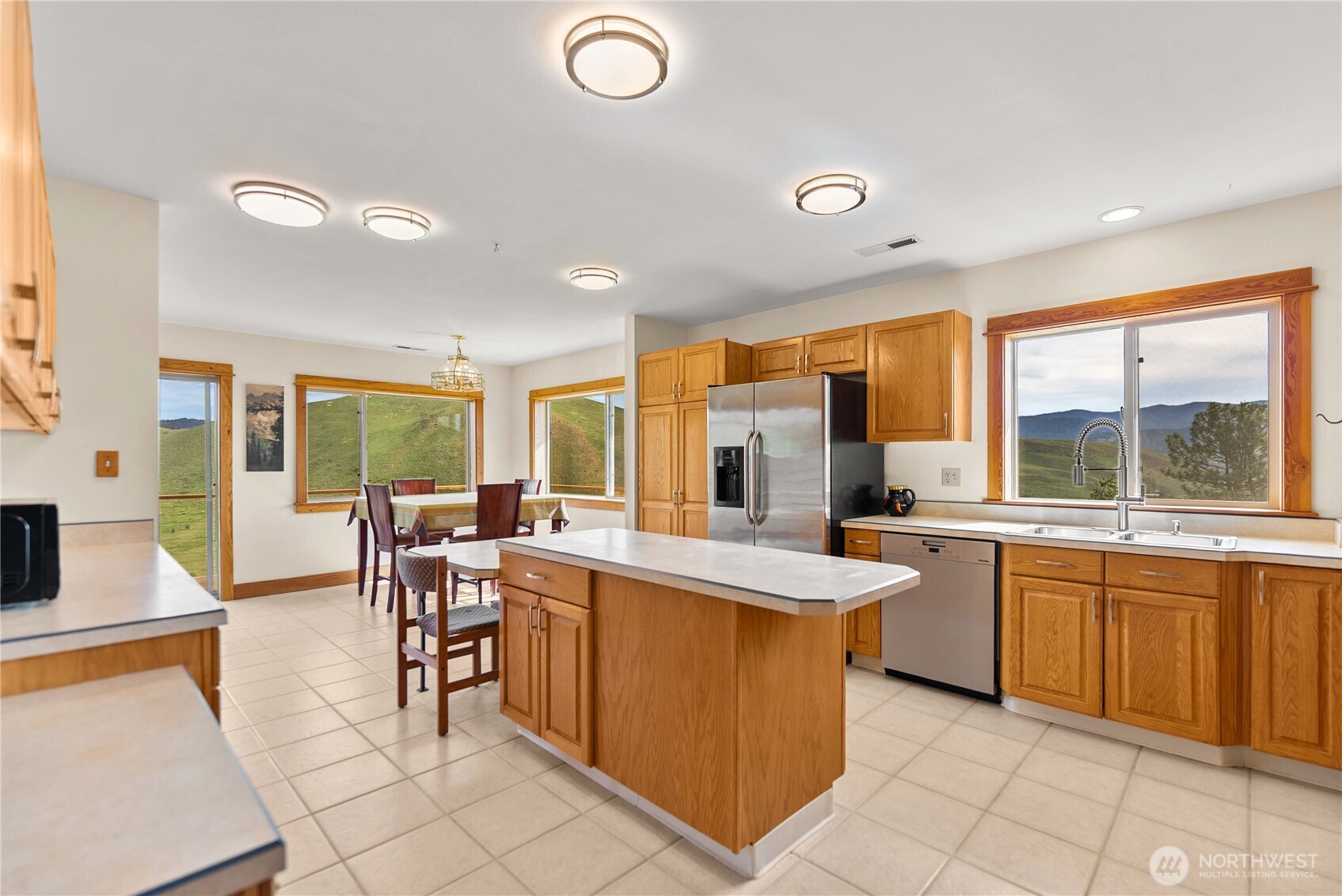 427 Rendezvous Road