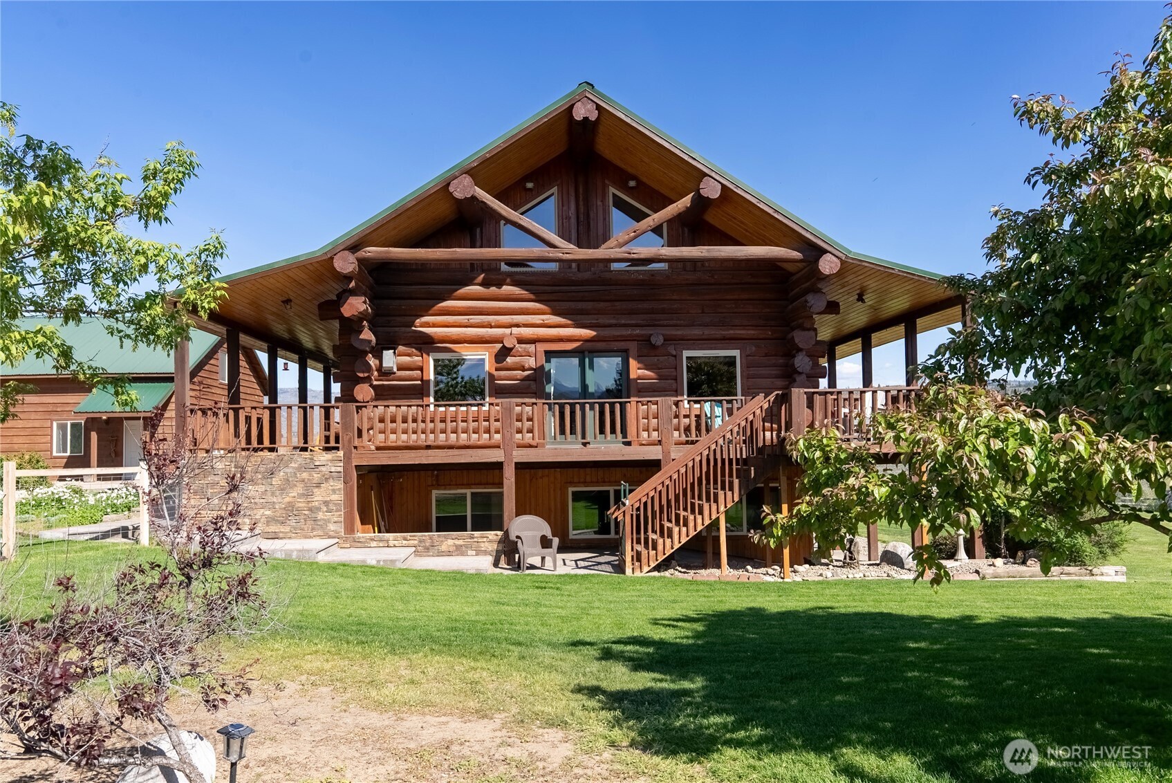 112 Pine Creek Road