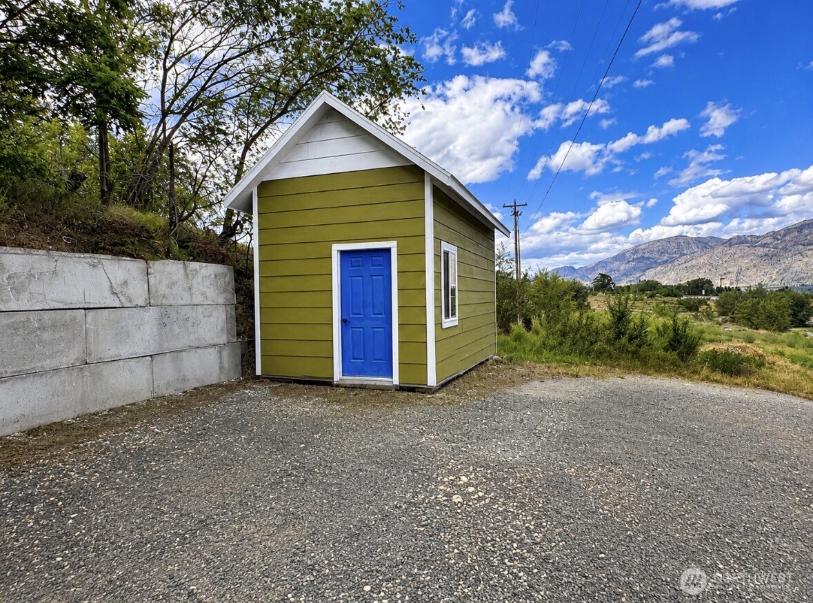 33601 Highway 97