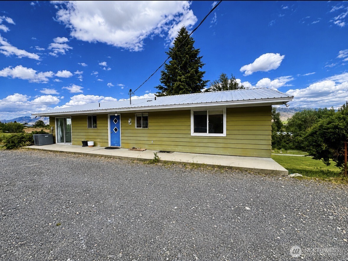 33601 Highway 97