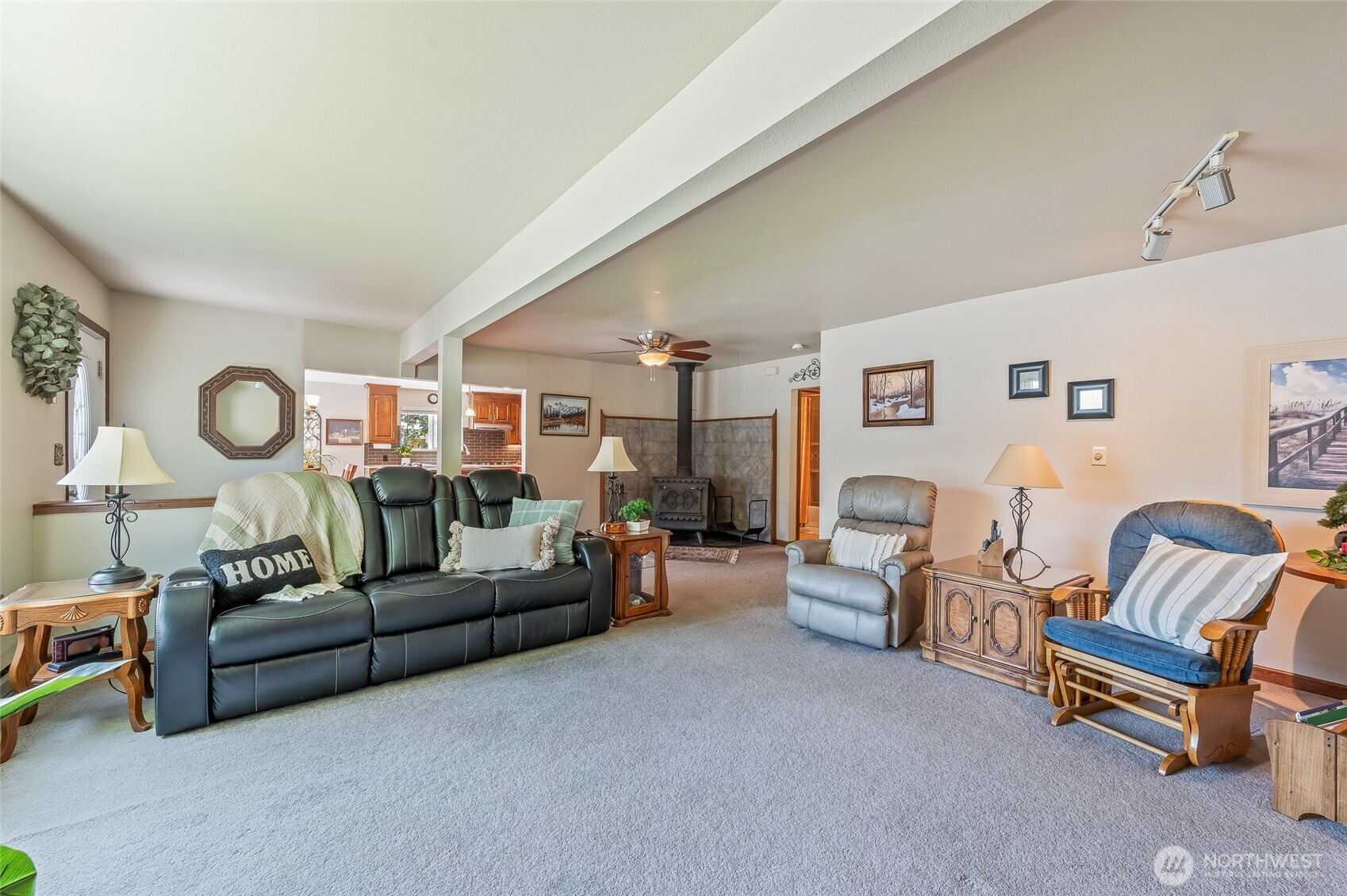 2548 Entiat Way
