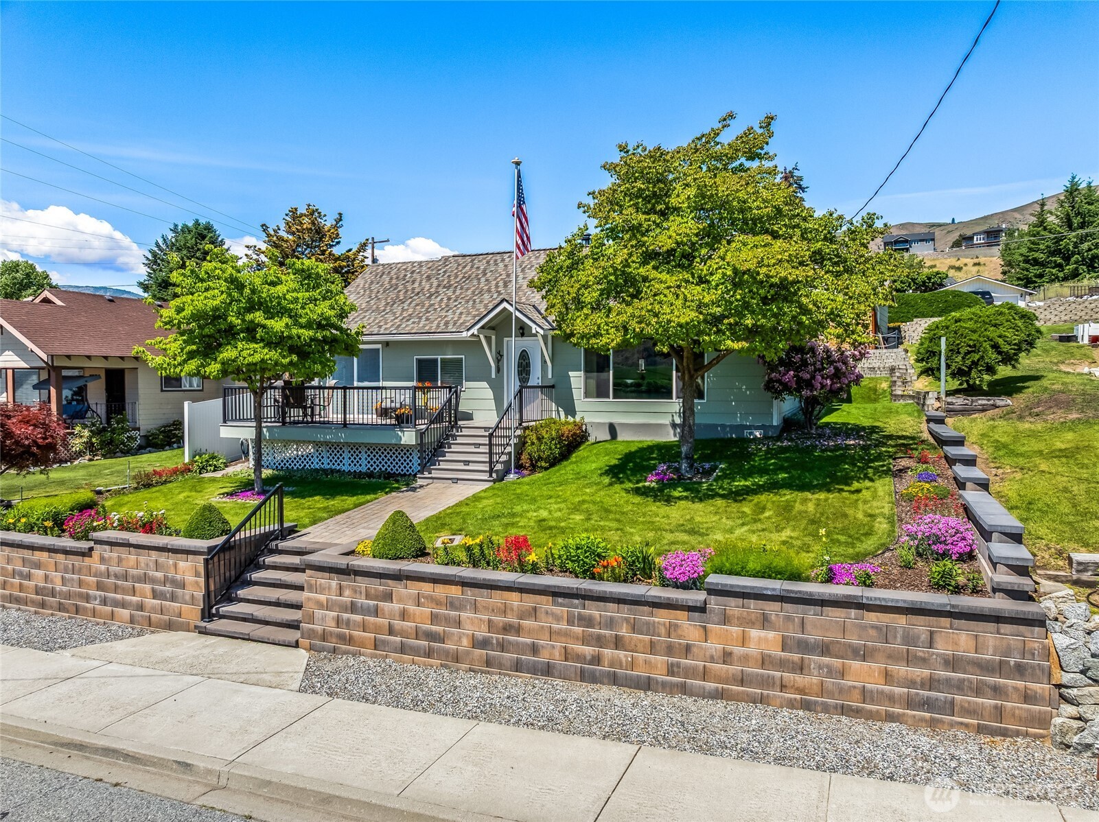 2548 Entiat Way