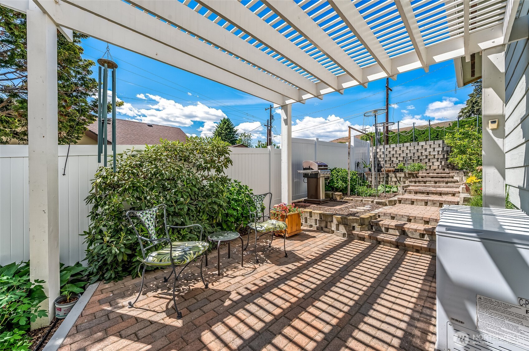 2548 Entiat Way