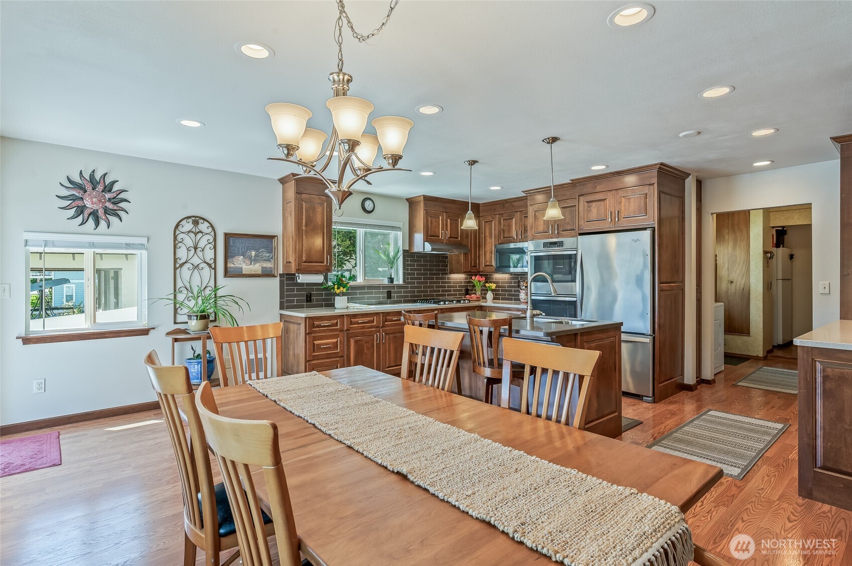 2548 Entiat Way
