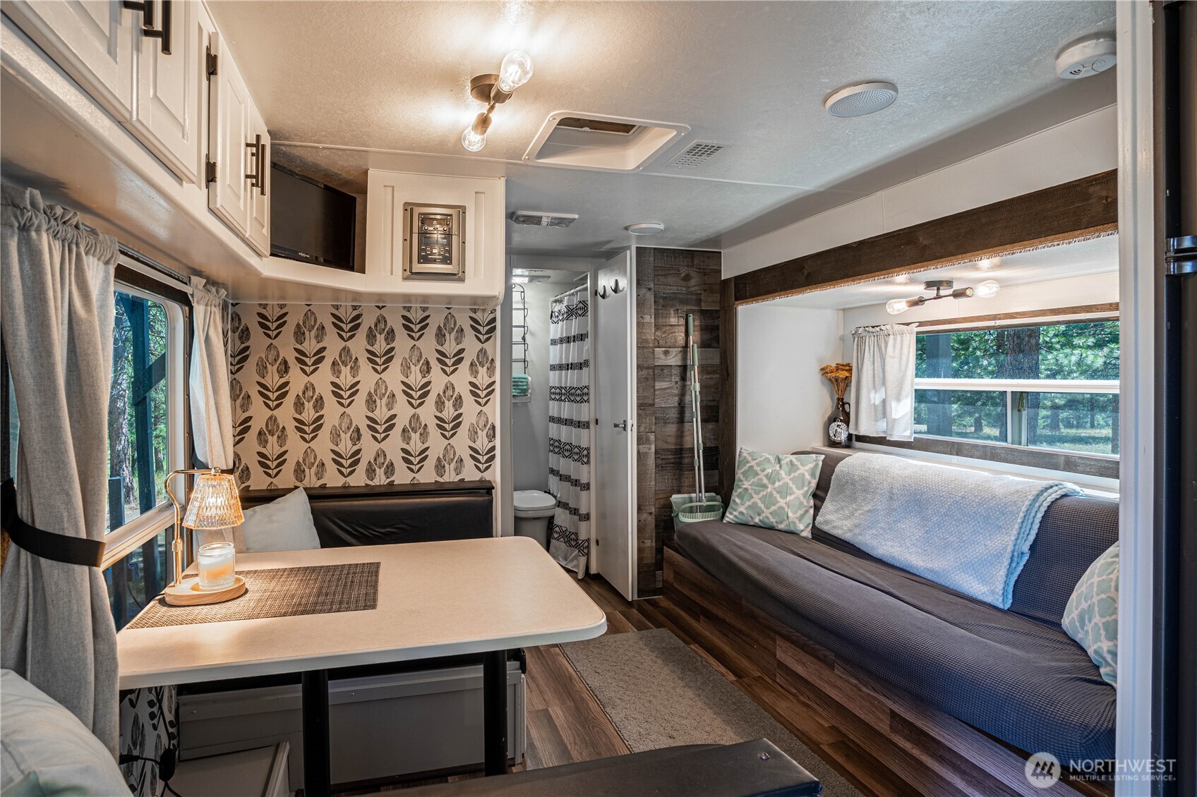250 Open Ln