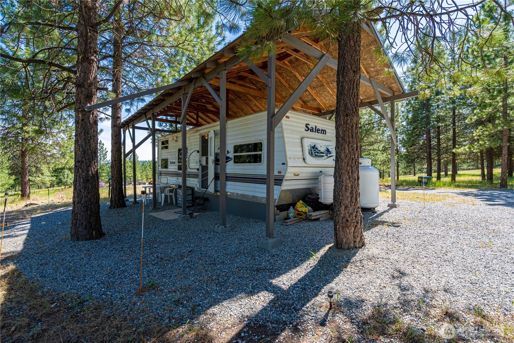 250 Open Ln