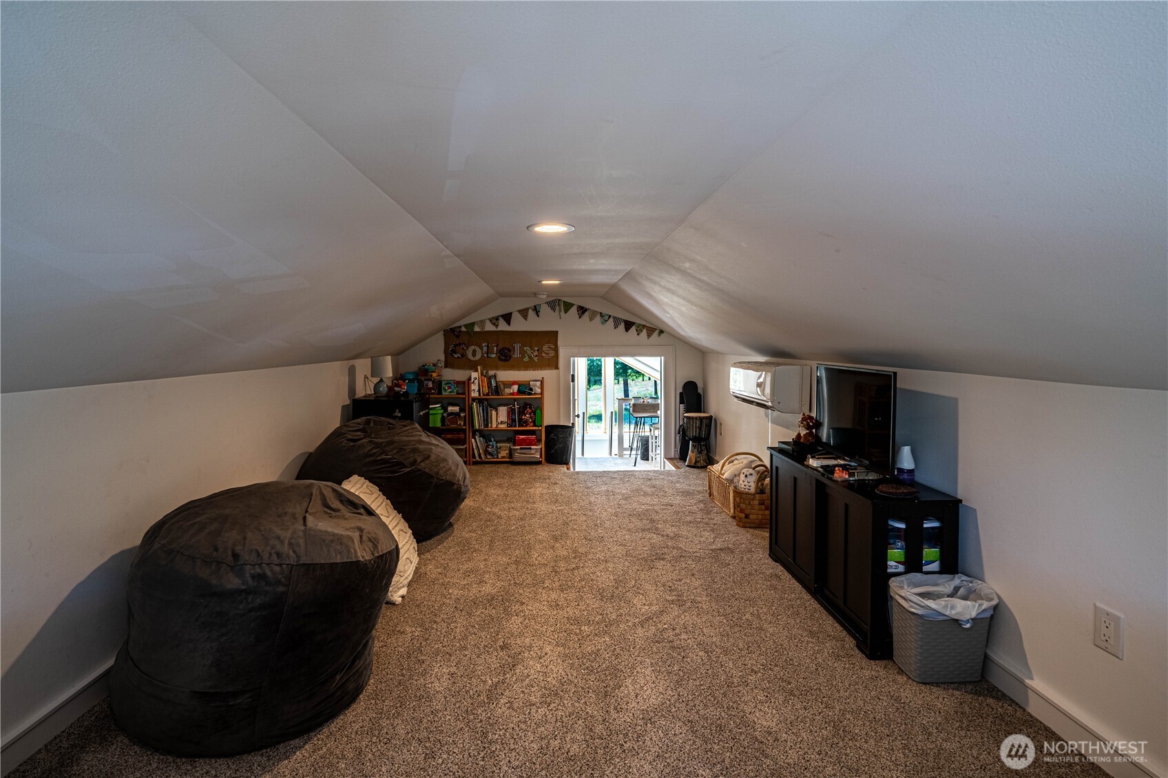250 Open Ln