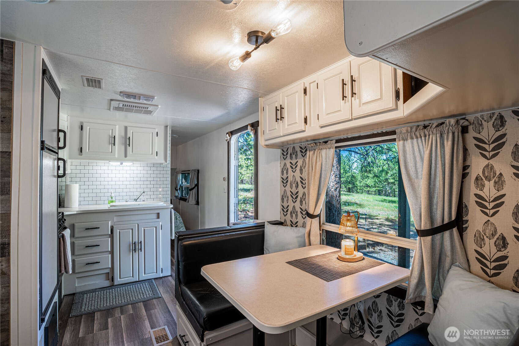 250 Open Ln