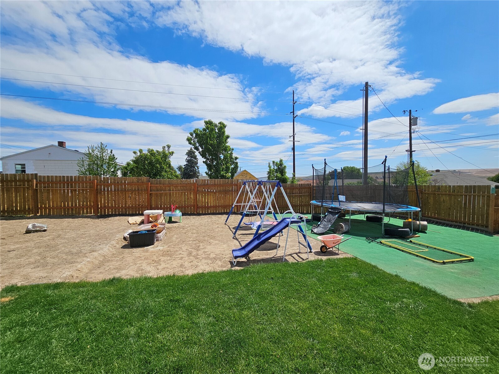 114 E 7th Street