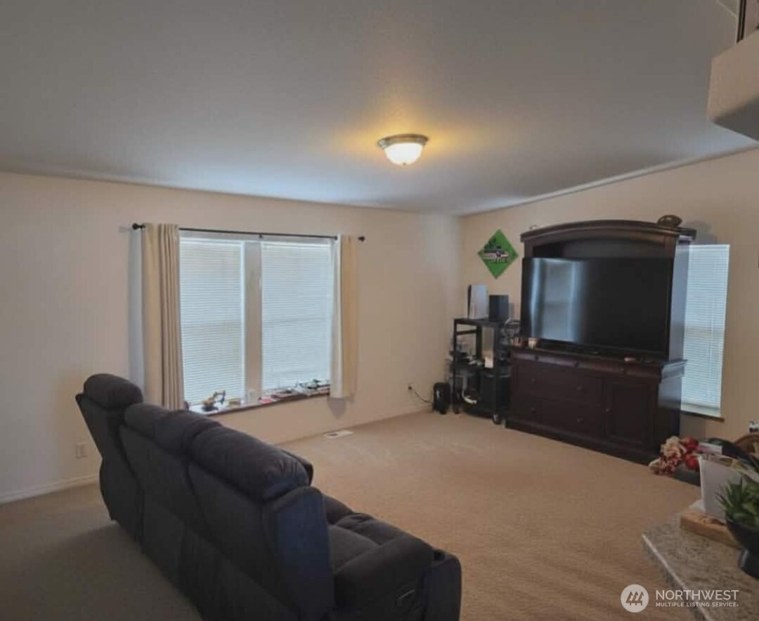 114 E 7th Street