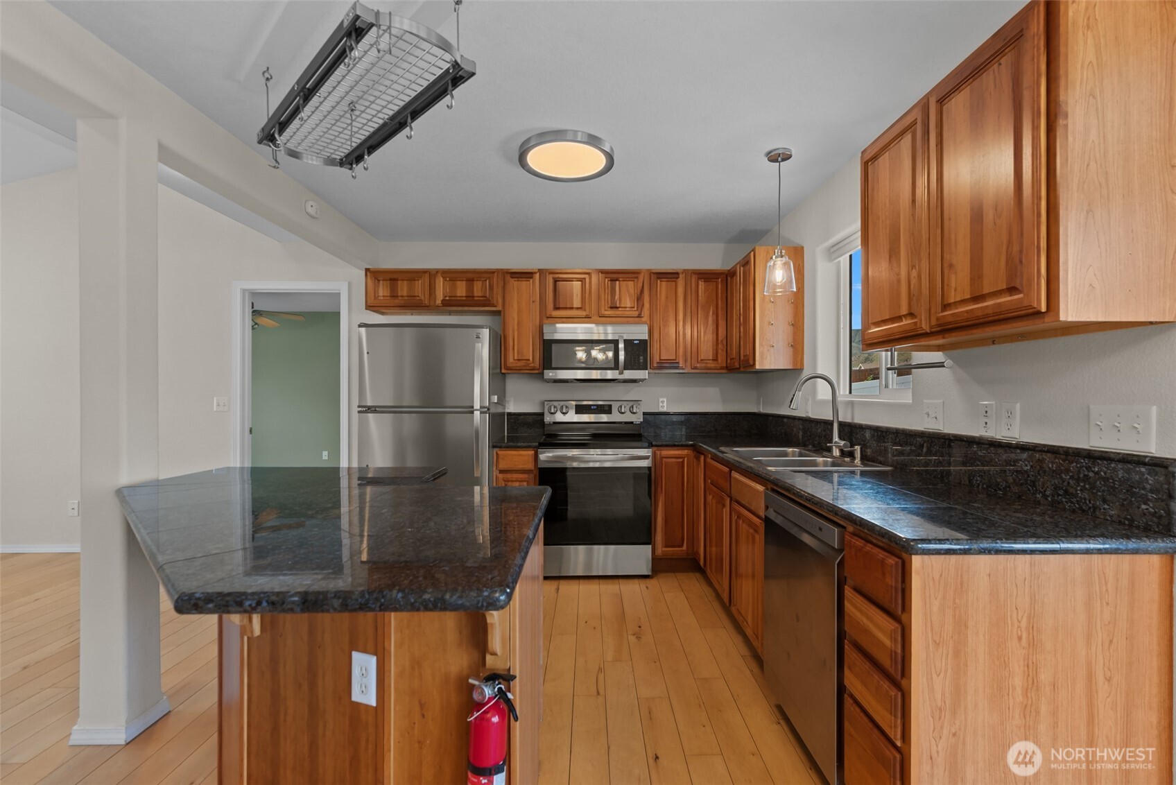 1516 Rex Road