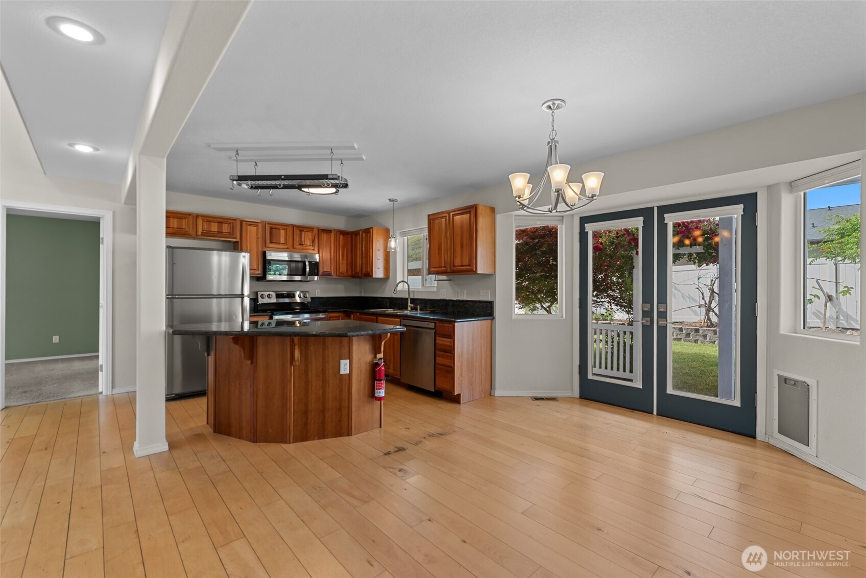 1516 Rex Road