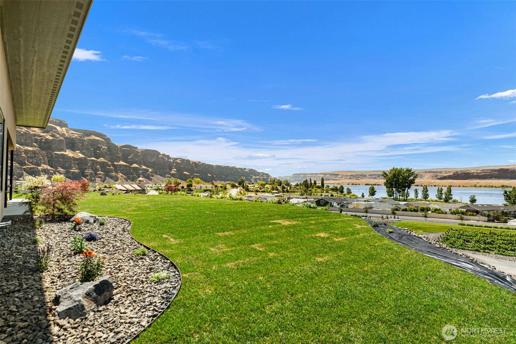 9072 NW Trellis Lane