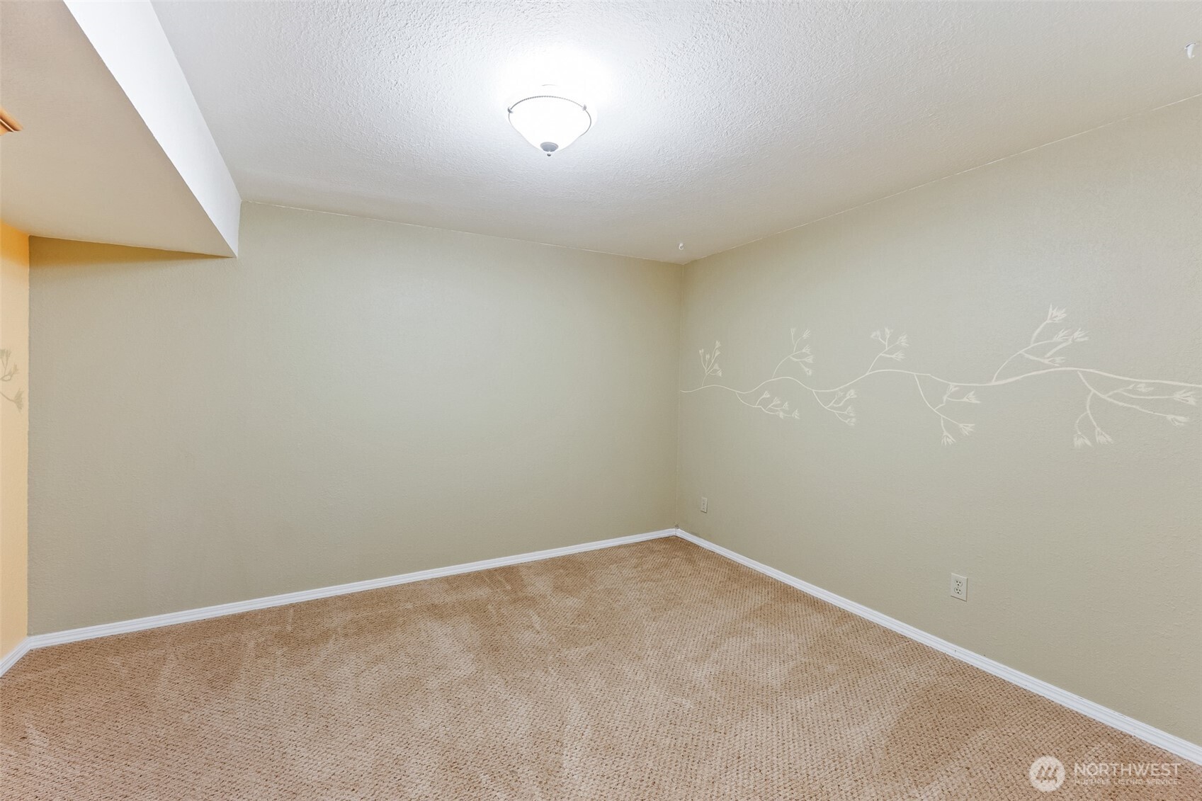 60 N Green Place