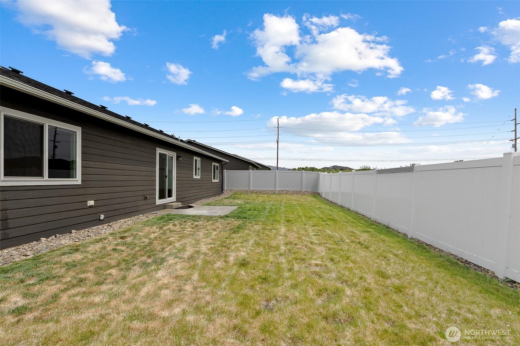 2468 3rd Street SE