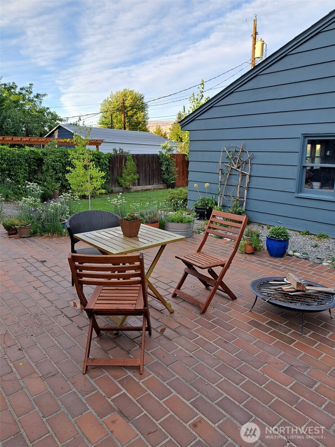 19 N Garfield Avenue