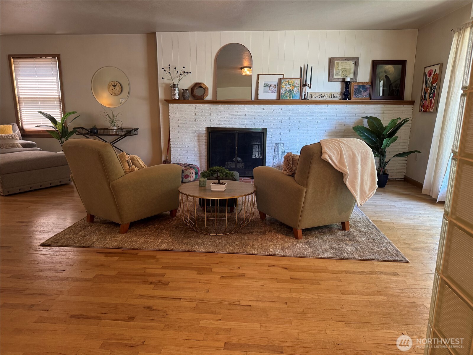 19 N Garfield Avenue
