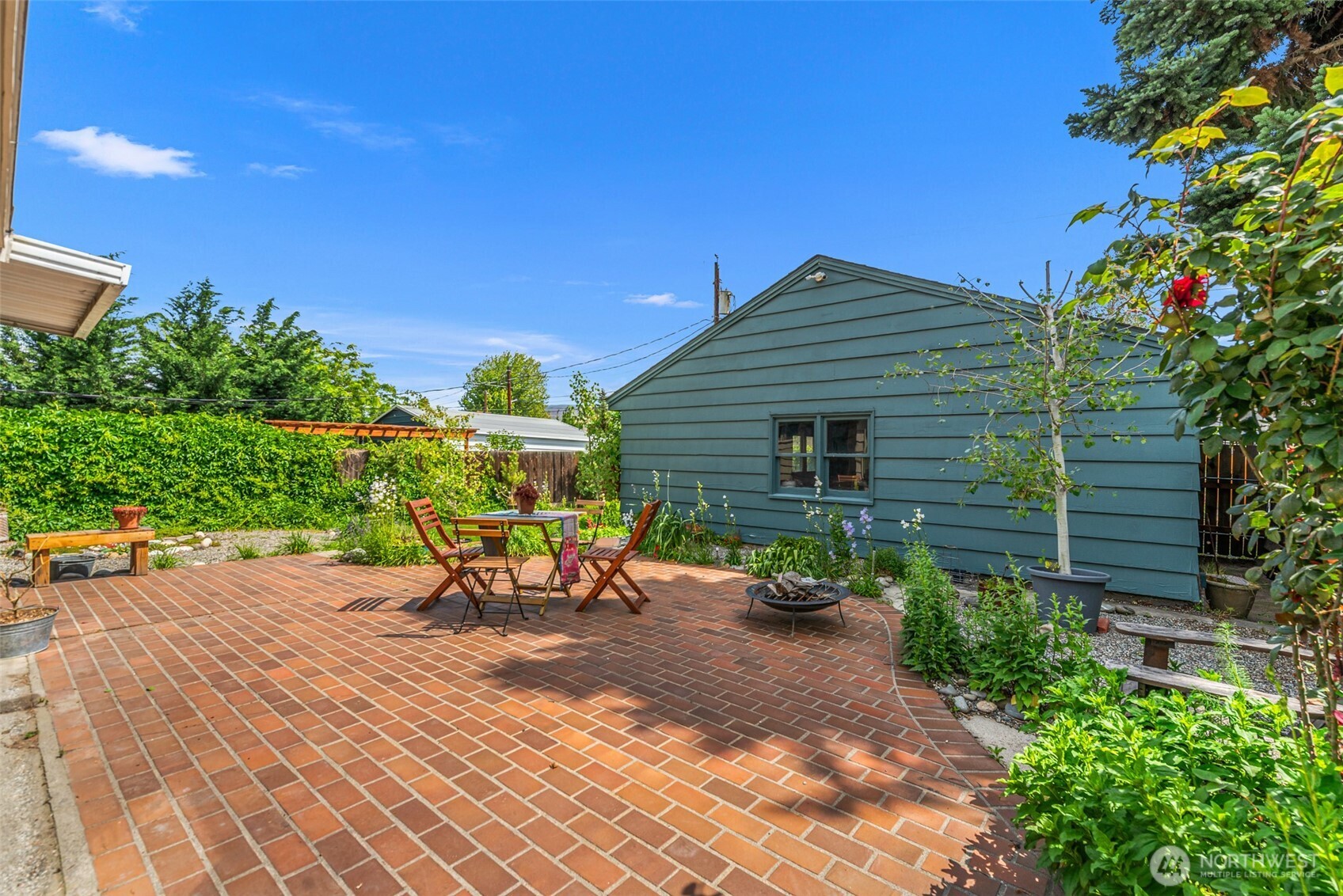 19 N Garfield Avenue