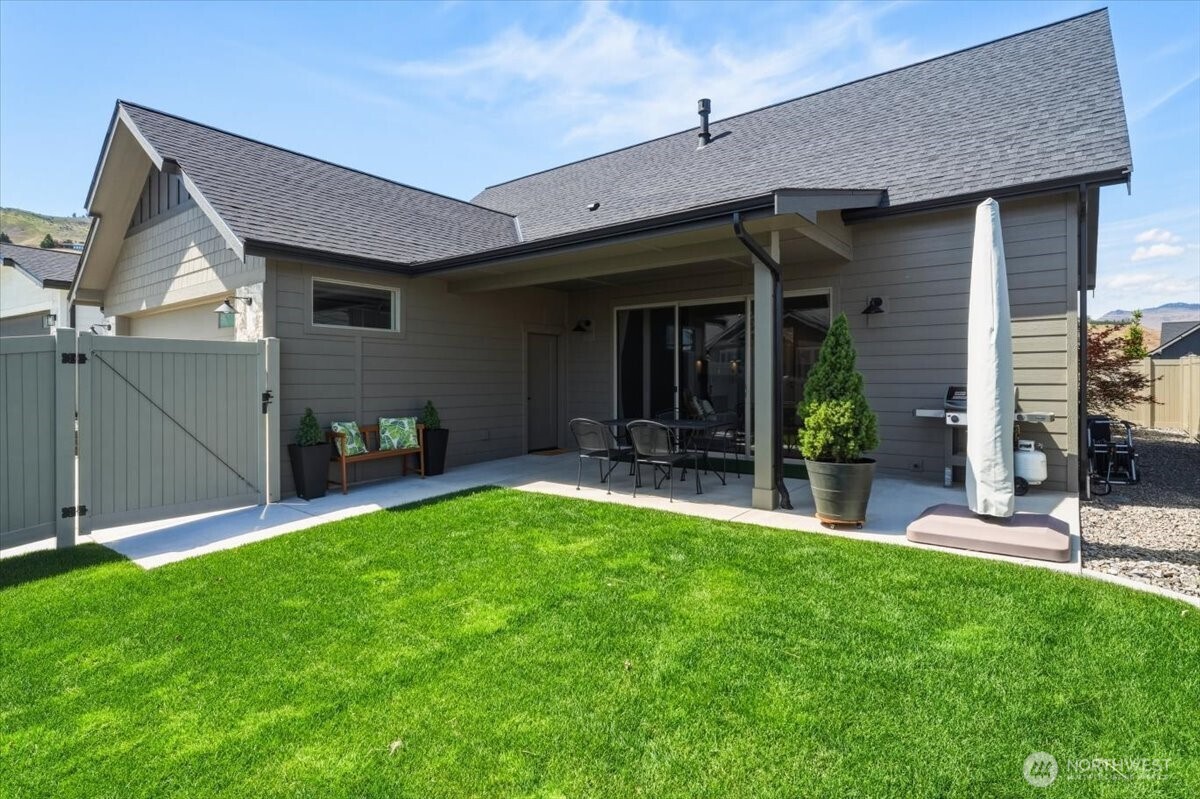 913 Racine Springs Drive