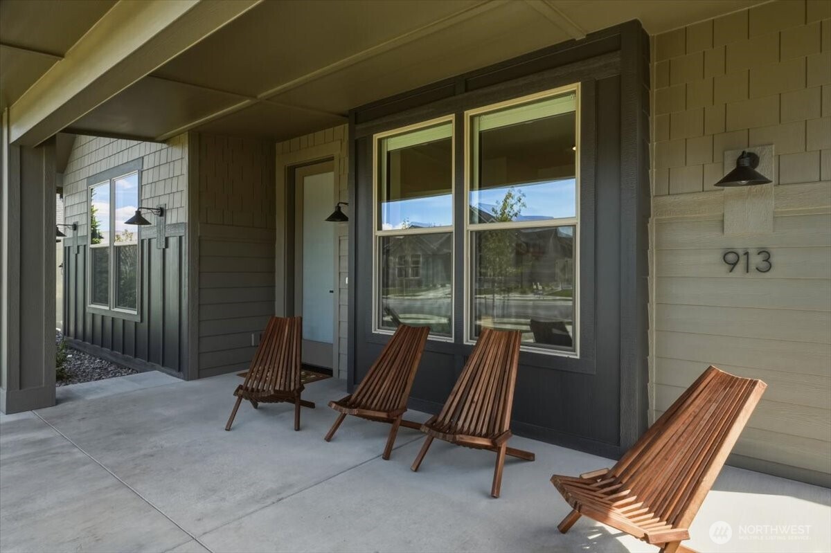 913 Racine Springs Drive