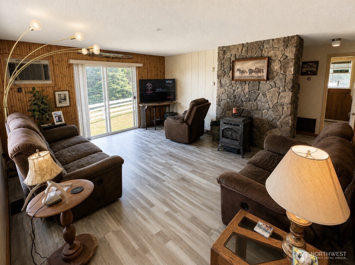 16 Mossy Rock Road