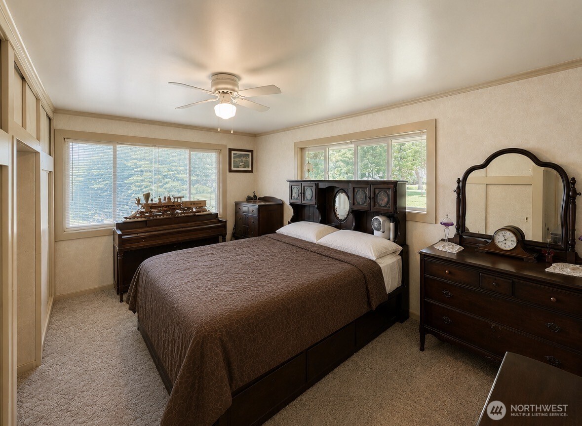 16 Mossy Rock Road