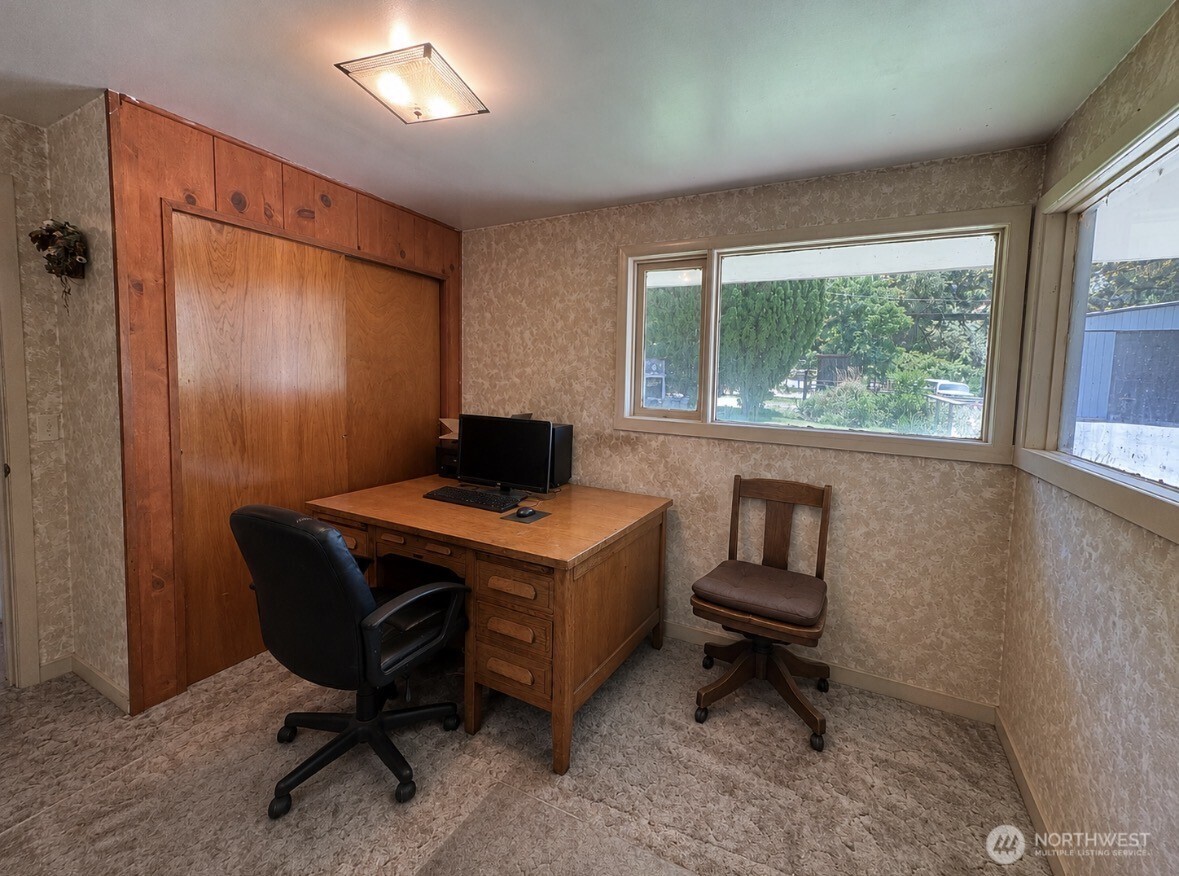 16 Mossy Rock Road